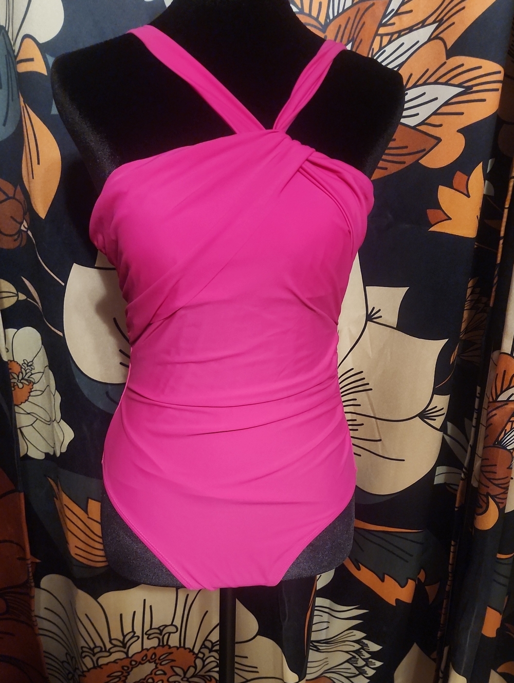 Cupshe Hot Pink One-Shoulder Twist One-Piece Swimsuit